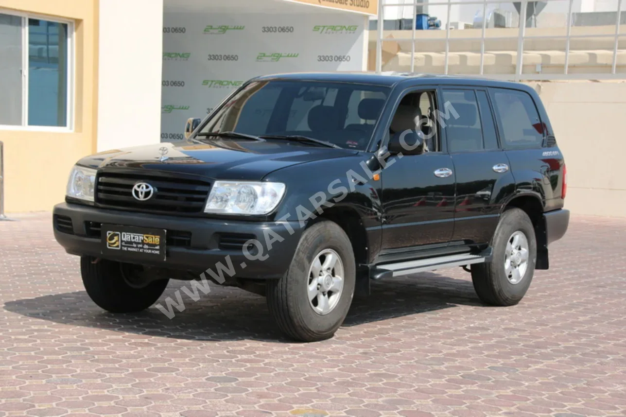 تويوتا  لاند كروزر  جي  2006  عادي  320,000 كم  6 سلندر  دفع رباعي  اس يو في  أسود