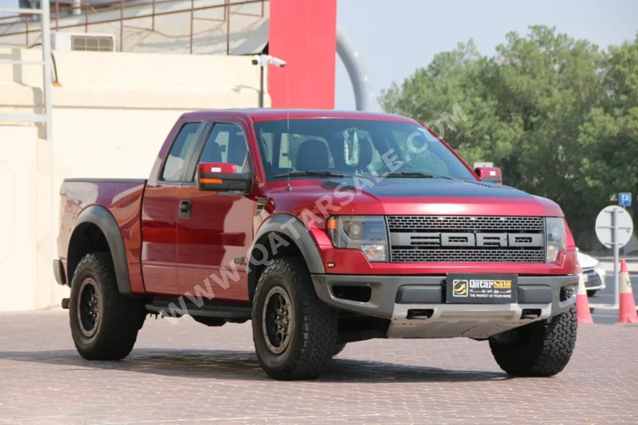 Ford  Raptor  2014  Automatic  118,000 Km  6 Cylinder  Four Wheel Drive (4WD)  Pick Up  Maroon