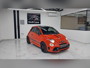 Fiat  695  Abarth  2023  Automatic  17,000 Km  4 Cylinder  Front Wheel Drive (FWD)  Hatchback  Orange  With Warranty
