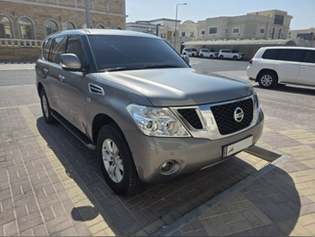 نيسان  باترول  اس اي  2013  اوتوماتيك  158,000 كم  8 سلندر  دفع رباعي  اس يو في  رمادي