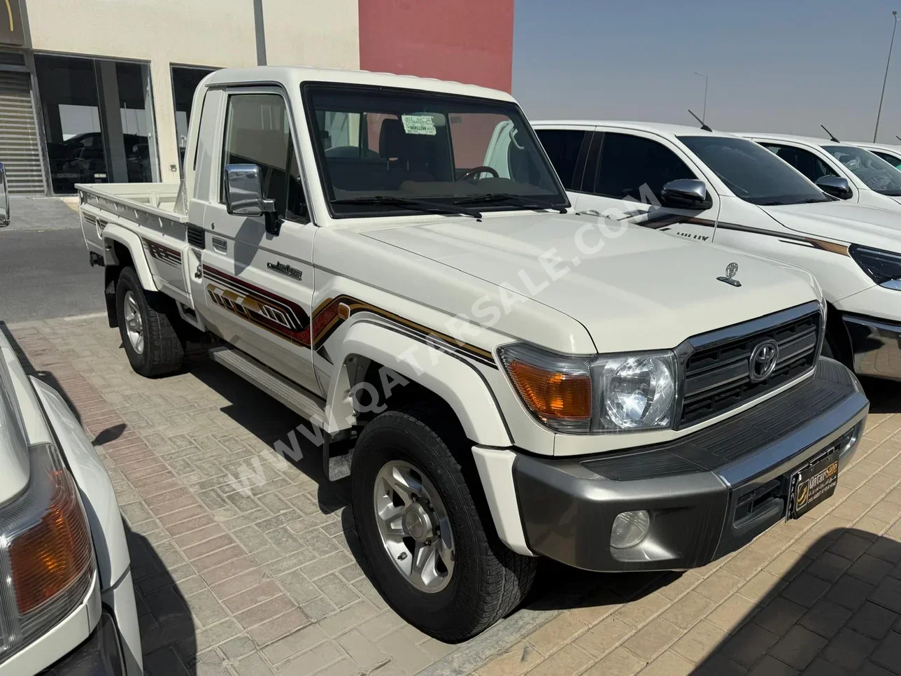 Toyota  Land Cruiser  LX  2022  Manual  134,000 Km  6 Cylinder  Four Wheel Drive (4WD)  Pick Up  White