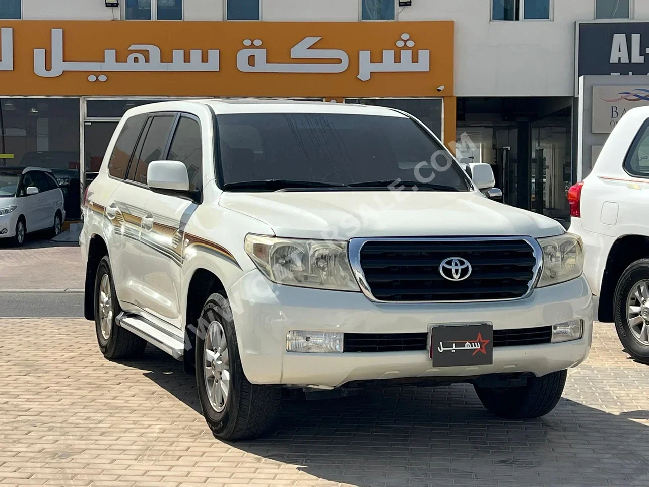 Toyota  Land Cruiser  GX  2009  Automatic  468,000 Km  6 Cylinder  Four Wheel Drive (4WD)  SUV  White