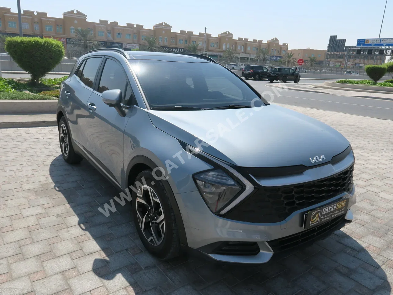 كيا سبورتج 2023 اوتوماتيك 106,000 كم 4 سلندر دفع رباعي اس يو في رمادي تحت الضمان