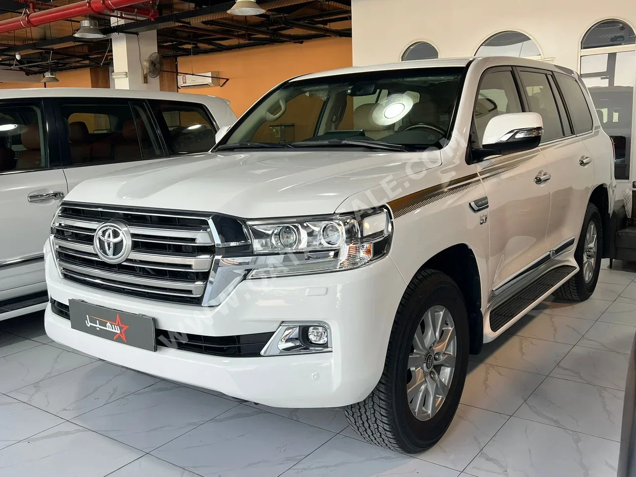Toyota  Land Cruiser  VXR  2021  Automatic  38,000 Km  8 Cylinder  Four Wheel Drive (4WD)  SUV  White  With Warranty