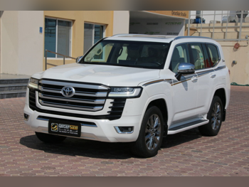 Toyota  Land Cruiser  VX Twin Turbo  2022  Automatic  49,000 Km  6 Cylinder  Four Wheel Drive (4WD)  SUV  White  With Warranty