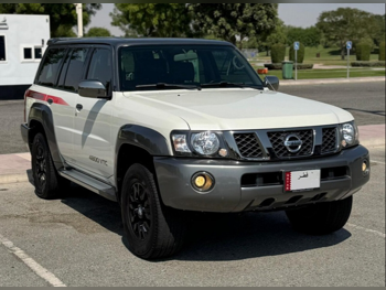 Nissan  Patrol  Super Safari  2017  Automatic  151,000 Km  6 Cylinder  Four Wheel Drive (4WD)  SUV  White
