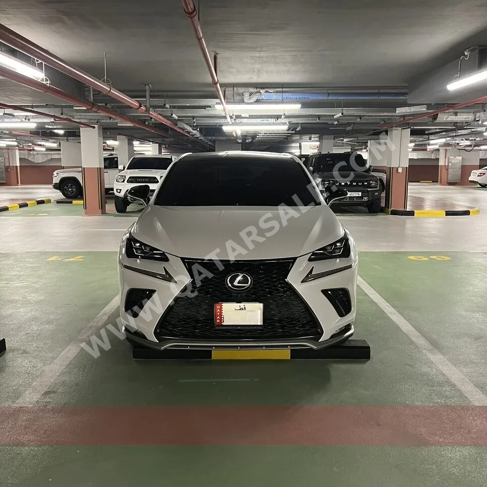 لكزس  ان اكس  300 اف سبورت  2019  اوتوماتيك  130,000 كم  4 سلندر  سحب امامي  اس يو في  أبيض