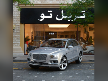 Bentley  Bentayga  2017  Automatic  113,370 Km  12 Cylinder  Four Wheel Drive (4WD)  SUV  Silver
