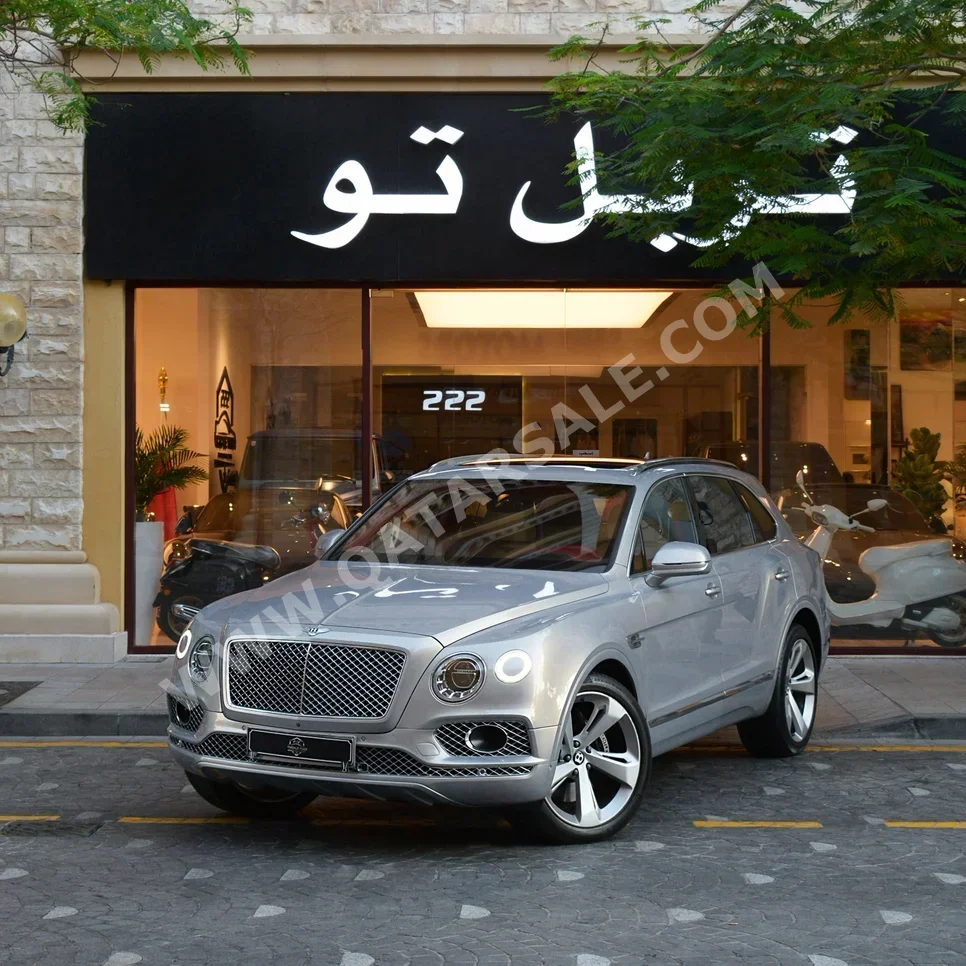 Bentley  Bentayga  2017  Automatic  113,370 Km  12 Cylinder  Four Wheel Drive (4WD)  SUV  Silver