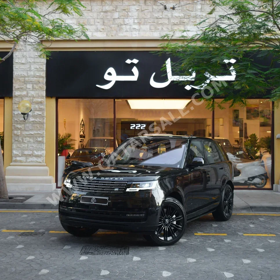 Land Rover  Range Rover  Vogue HSE  2023  Automatic  7,900 Km  8 Cylinder  Four Wheel Drive (4WD)  SUV  Black  With Warranty