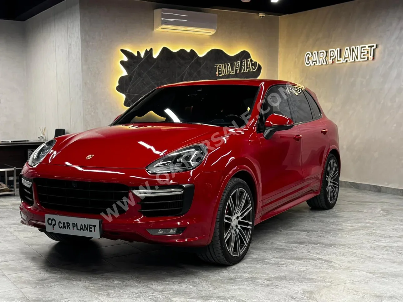 Porsche  Cayenne  GTS  2016  Automatic  138,000 Km  8 Cylinder  Four Wheel Drive (4WD)  SUV  Red
