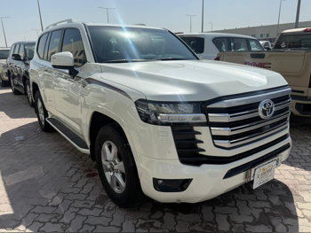 Toyota  Land Cruiser  GXR Twin Turbo  2023  Automatic  19,000 Km  6 Cylinder  Four Wheel Drive (4WD)  SUV  White  With Warranty