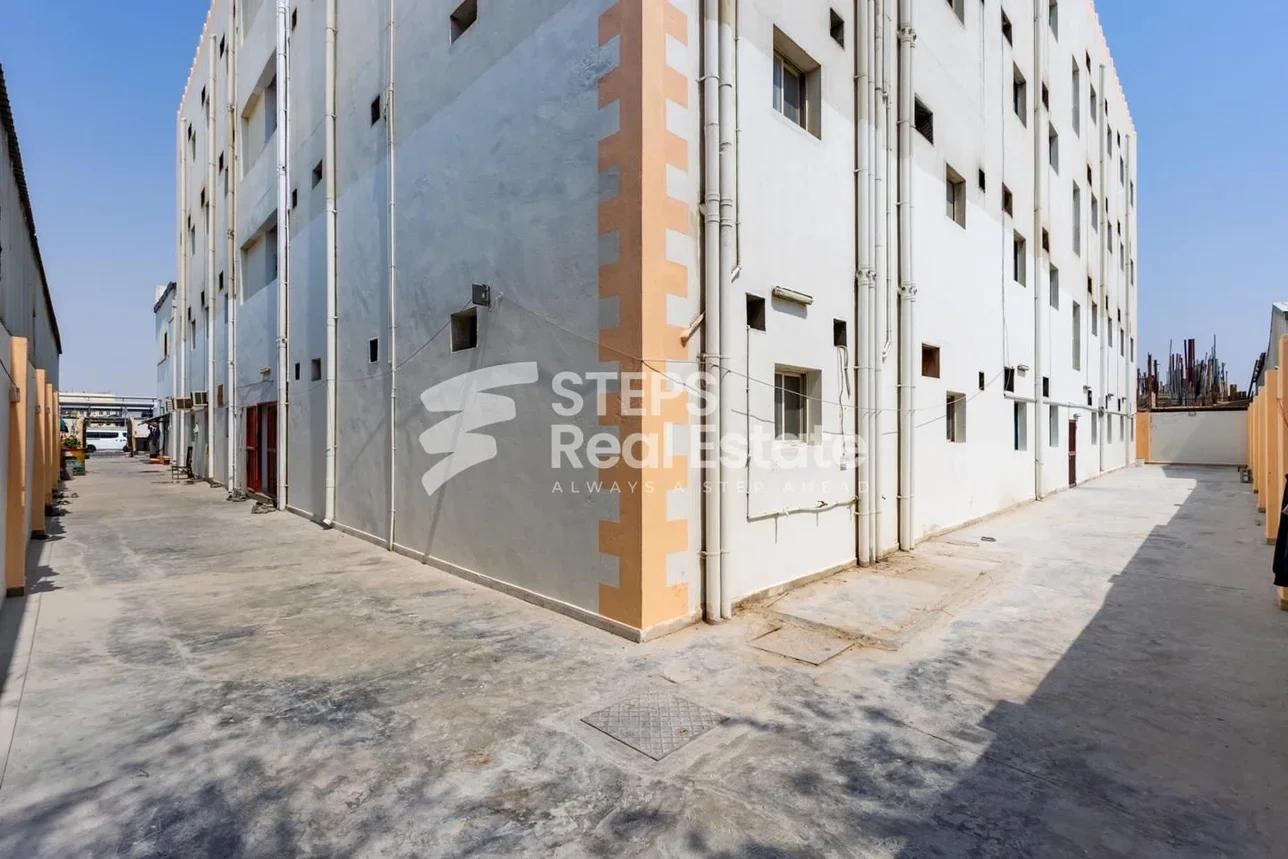 سكن عمال الريان  المنطقة الصناعية  50 غرف نوم