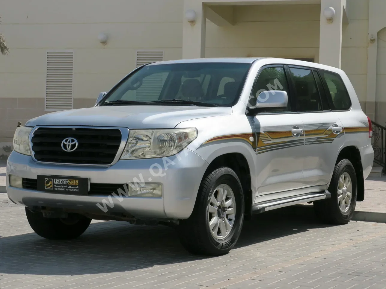 Toyota  Land Cruiser  GX  2009  Manual  246,000 Km  6 Cylinder  Four Wheel Drive (4WD)  SUV  Silver