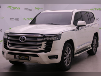 Toyota  Land Cruiser  GXR Twin Turbo  2022  Automatic  167,000 Km  6 Cylinder  Four Wheel Drive (4WD)  SUV  Pearl
