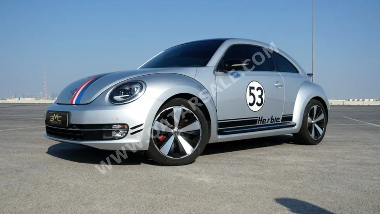 فوكس واغن  بيتل  توربو  2016  اوتوماتيك  87,000 كم  4 سلندر  سحب امامي  هاتشباك  فضي