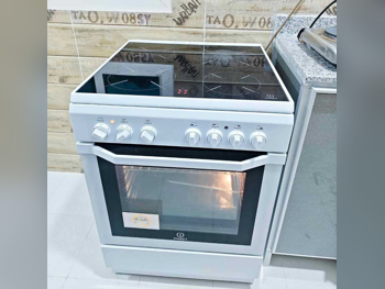Indesit  Stove  - Electric  - White