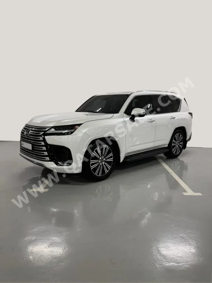 Lexus  LX  600 Luxury  2024  Automatic  25,000 Km  6 Cylinder  Four Wheel Drive (4WD)  SUV  Pearl  With Warranty
