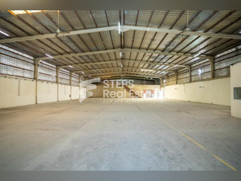 مخازن و مستودعات - الريان  - المنطقة الصناعية  -المساحة: 2000 متر مربع