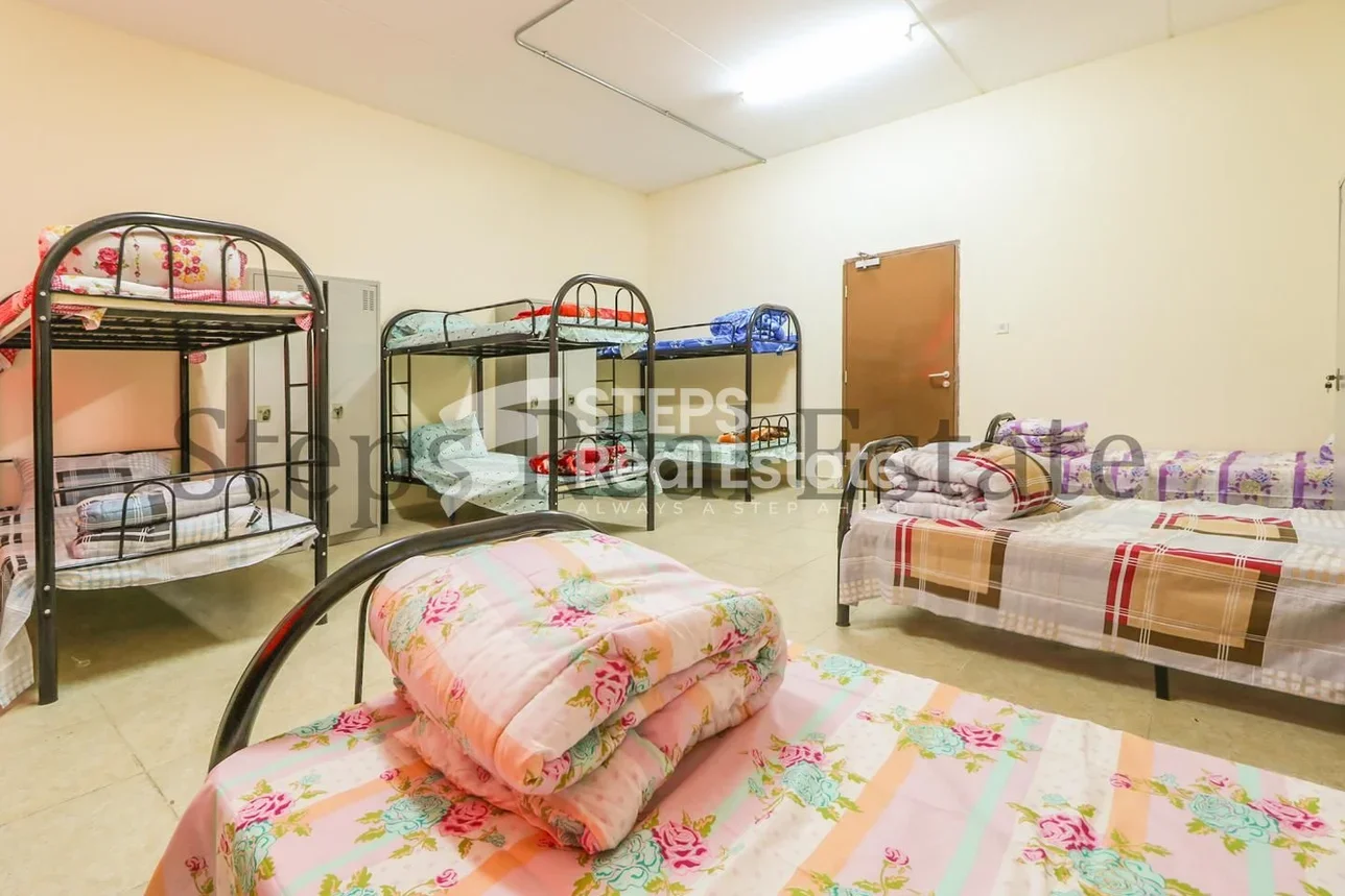 سكن عمال الريان  المنطقة الصناعية  7 غرف نوم