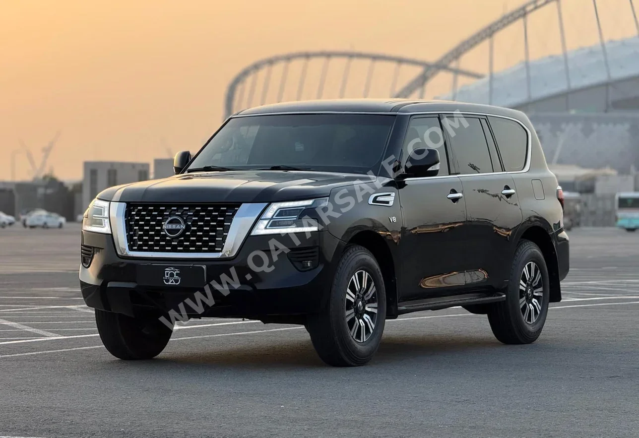 Nissan  Patrol  SE  2013  Automatic  317,000 Km  8 Cylinder  Four Wheel Drive (4WD)  SUV  Black