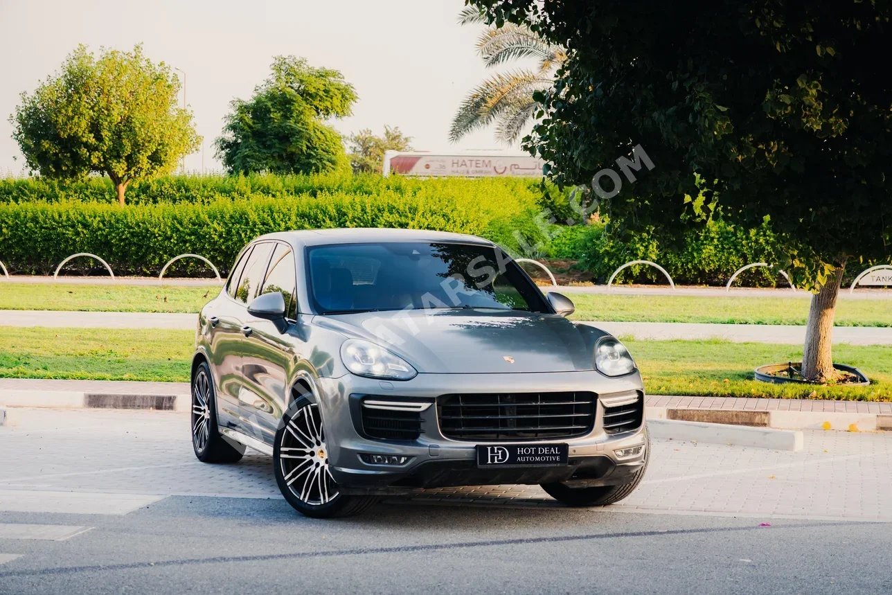 Porsche  Cayenne  GTS  2016  Automatic  94,000 Km  8 Cylinder  Four Wheel Drive (4WD)  SUV  Silver