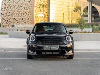 ميني  كوبر  اس  2023  اوتوماتيك  50,000 كم  4 سلندر  سحب امامي  هاتشباك  أسود