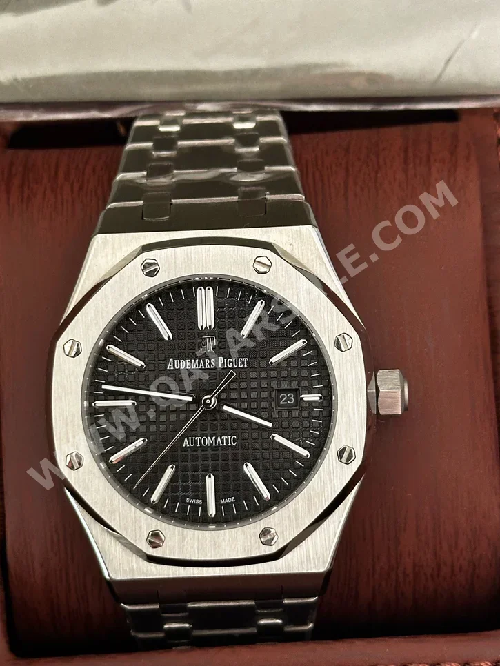 ساعات - اوديمارس بيجيه  - ساعات ميكانيكية  - اللون الرمادي  - ساعات رجالي