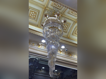 Lighting - Ceiling Lights  - White  -Number of Bulbs: 12