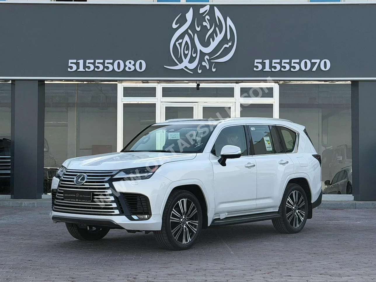 Lexus  LX  600 Luxury  2025  Automatic  0 Km  6 Cylinder  Four Wheel Drive (4WD)  SUV  White  With Warranty