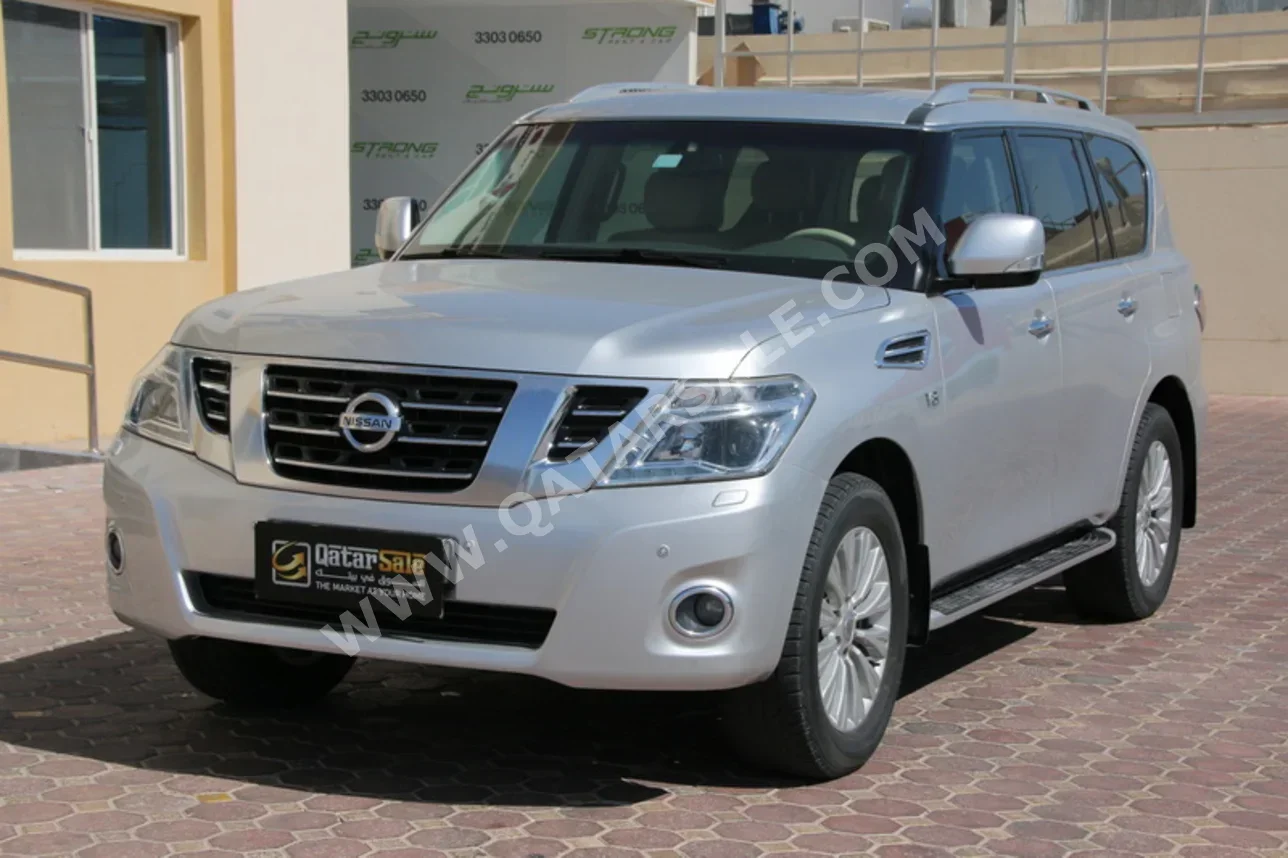 نيسان  باترول  تيتانيوم  2019  اوتوماتيك  105,000 كم  8 سلندر  دفع رباعي  اس يو في  فضي