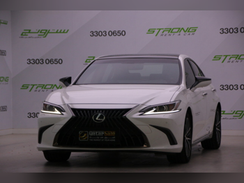 لكزس  إيه أس  350  2023  اوتوماتيك  35,000 كم  6 سلندر  دفع خلفي  سيدان  أبيض لؤلؤي  تحت الضمان