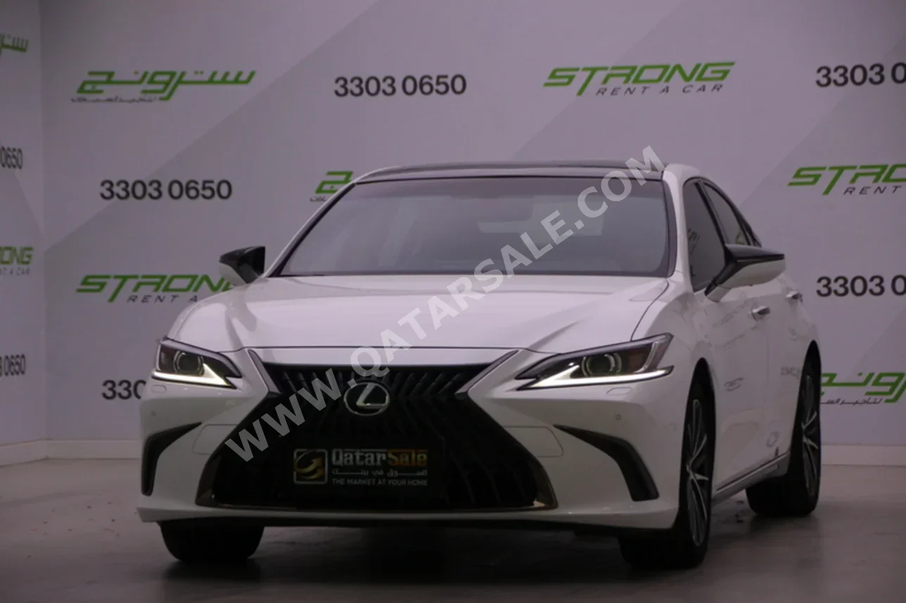لكزس  إيه أس  350  2023  اوتوماتيك  35,000 كم  6 سلندر  دفع خلفي  سيدان  أبيض لؤلؤي  تحت الضمان