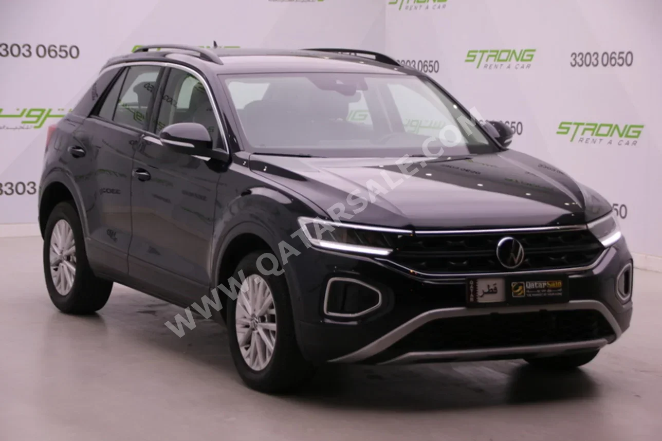 فوكس واغن  تي- روك  2024  اوتوماتيك  26,000 كم  4 سلندر  سحب امامي  اس يو في  أسود  تحت الضمان