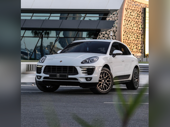 بورش  ماكان  2017  اوتوماتيك  78,000 كم  4 سلندر  دفع رباعي  اس يو في  أبيض