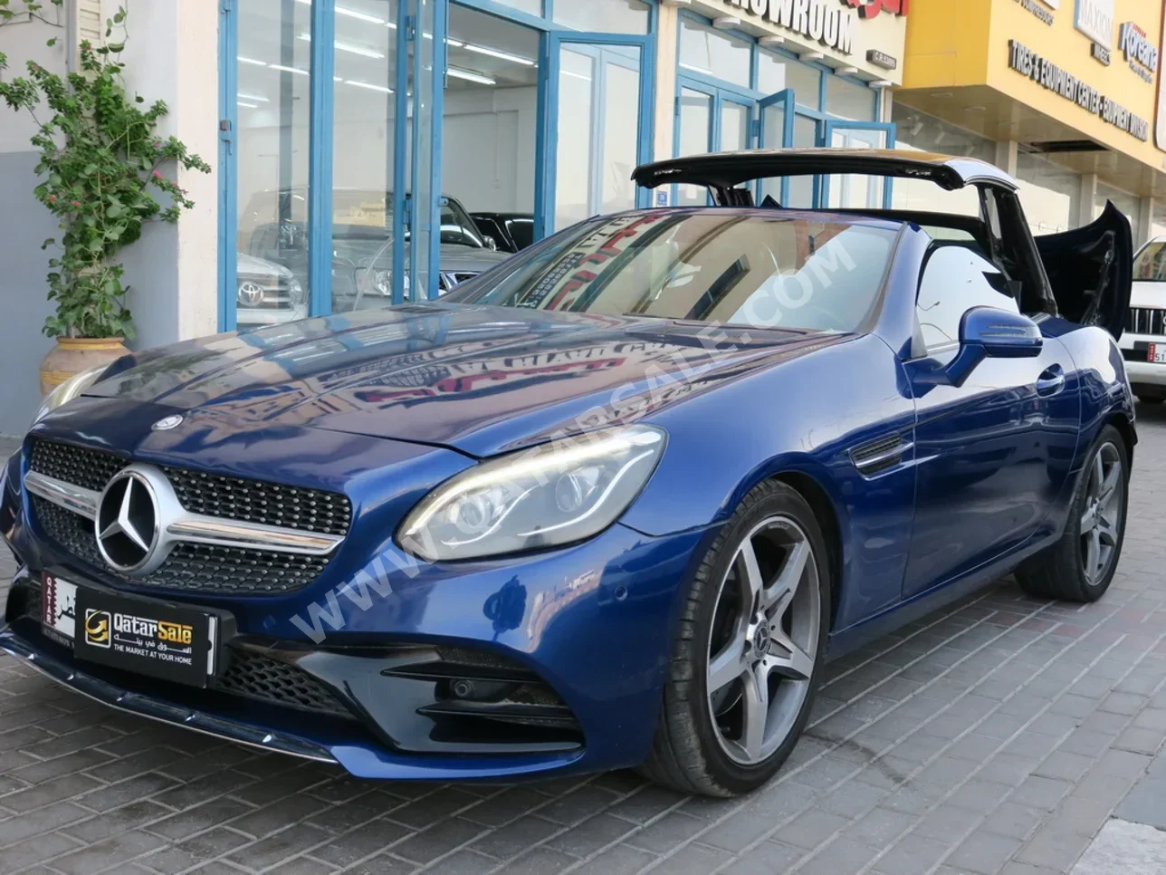 مرسيدس - بنز  اس ال سي  200  2018  اوتوماتيك  24,000 كم  4 سلندر  دفع خلفي  كشف  ازرق