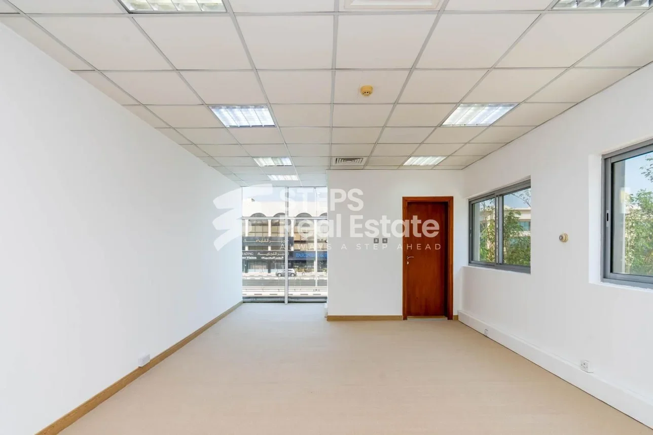 مكاتب تجارية - غير مفروشة  - الدوحة  - الهلال