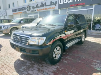 تويوتا  لاند كروزر  جي اكس  2004  عادي  307,000 كم  6 سلندر  دفع رباعي  اس يو في  أبيض