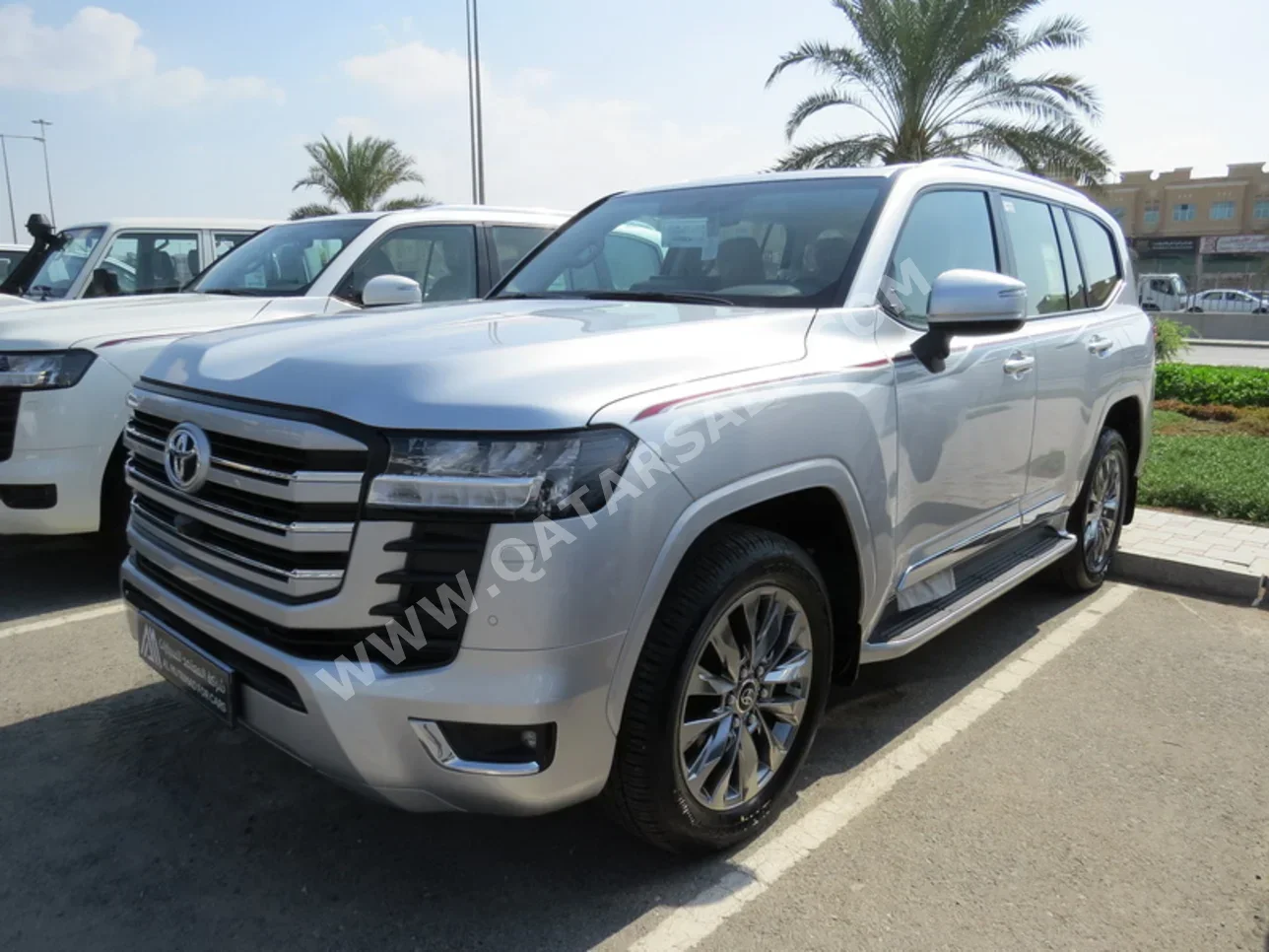 تويوتا  لاند كروزر  جي اكس ار توين توربو  2024  اوتوماتيك  0 كم  6 سلندر  دفع رباعي  اس يو في  فضي  تحت الضمان