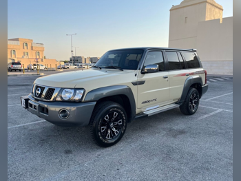 نيسان  باترول  سوبر سفاري  2023  اوتوماتيك  30,000 كم  6 سلندر  دفع رباعي  اس يو في  بيج  تحت الضمان