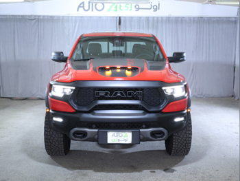 دودج  رام  تي أر إكس  2023  اوتوماتيك  300 كم  8 سلندر  دفع رباعي  بيكب  أحمر  تحت الضمان