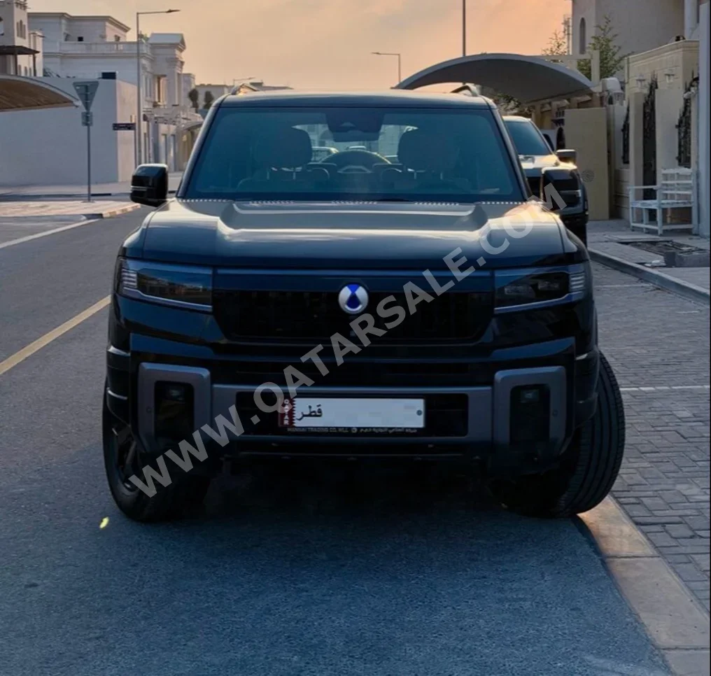 BYD Denza B 8 2026 Automatic 0 Km 4 Cylinder Four Wheel Drive (4WD) SUV Black With Warranty