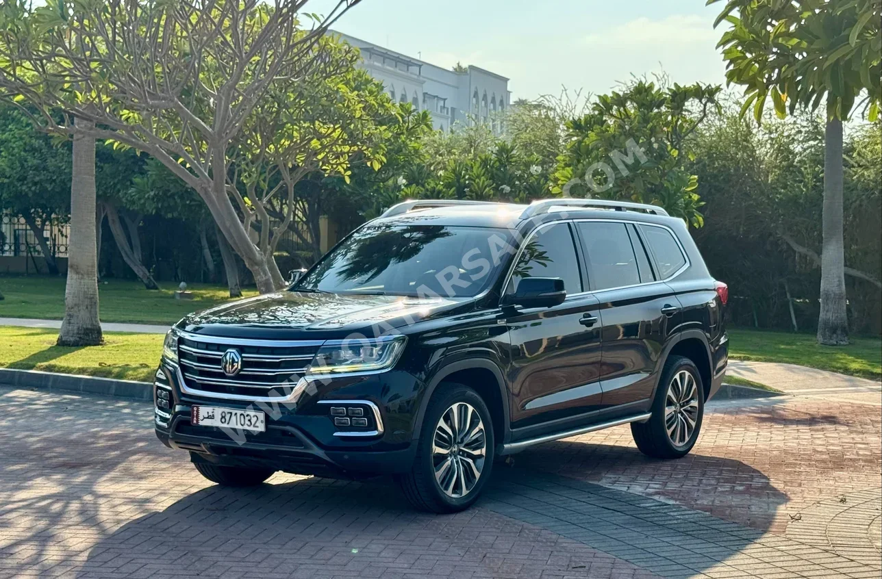 MG RX8 2022 Automatic 68,000 Km 4 Cylinder All Wheel Drive (AWD) SUV Black With Warranty