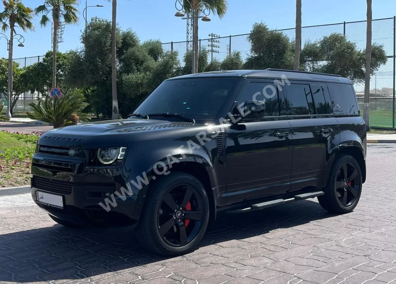 لاند روفر  ديفيندر  110 اتش اس اي  2024  اوتوماتيك  39,000 كم  6 سلندر  دفع رباعي  اس يو في  أسود  تحت الضمان