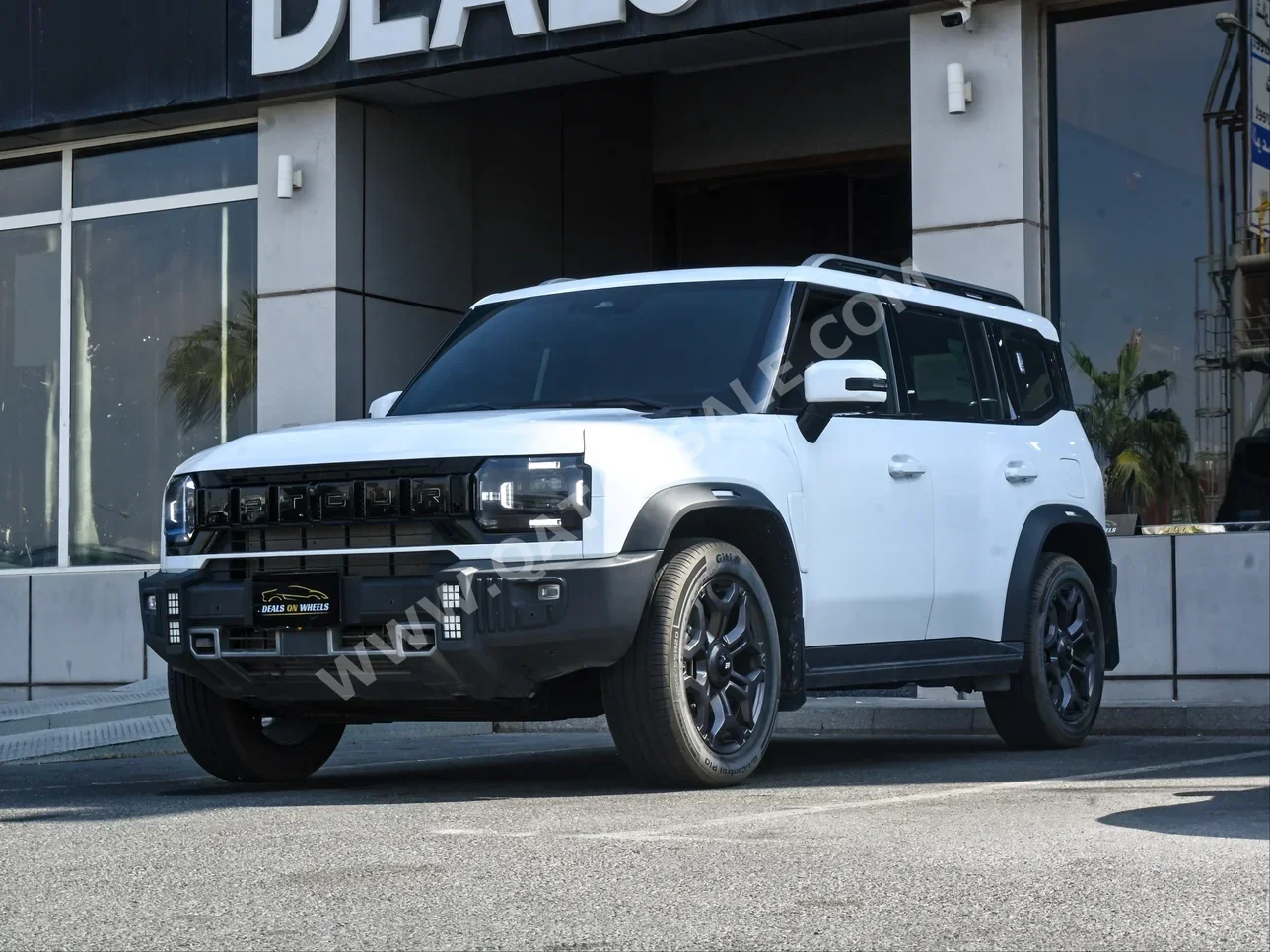 Jetour T2 Luxury Plus 2025 Automatic 4,000 Km 4 Cylinder Four Wheel Drive (4WD) SUV White With Warranty