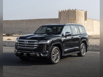 Toyota  Land Cruiser  VXR Twin Turbo  2024  Automatic  16,000 Km  6 Cylinder  Four Wheel Drive (4WD)  SUV  Black  With Warranty