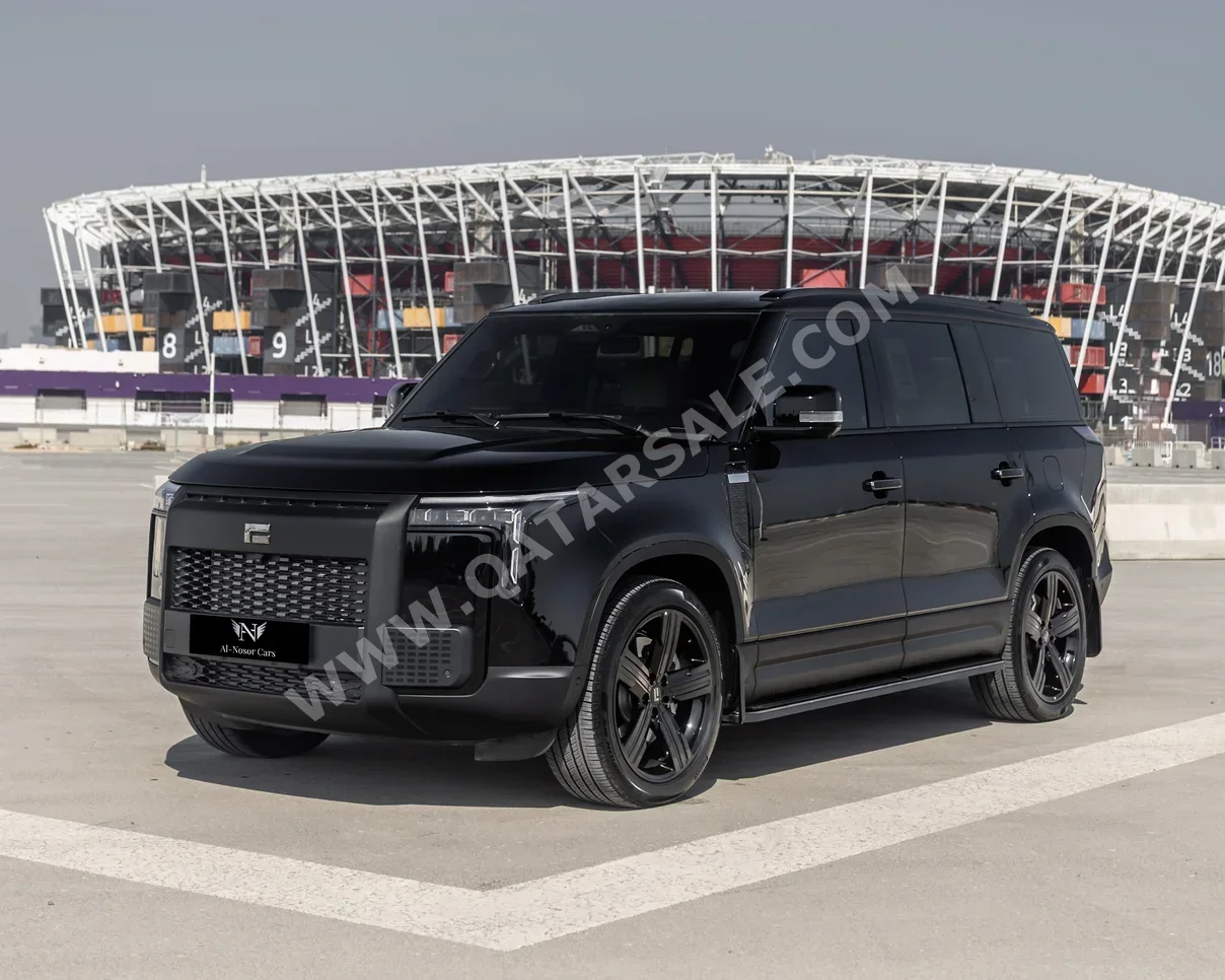 Rox Motor  Jishi  01  2026  Automatic  4,000 Km  4 Cylinder  Four Wheel Drive (4WD)  SUV  Black