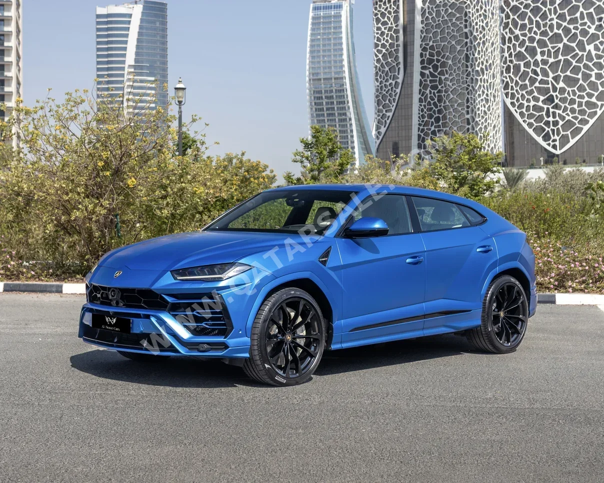 Lamborghini  Urus  2022  Automatic  65,000 Km  8 Cylinder  Four Wheel Drive (4WD)  SUV  Blue