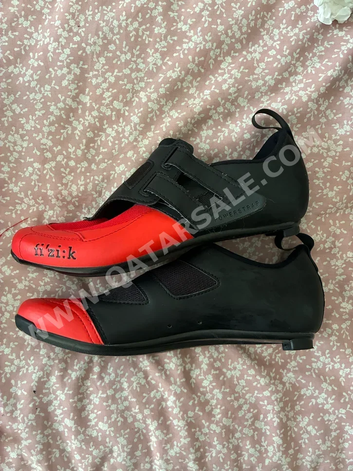 أحذية رياضية ركوب الدراجة  للجنسين  قياس 41