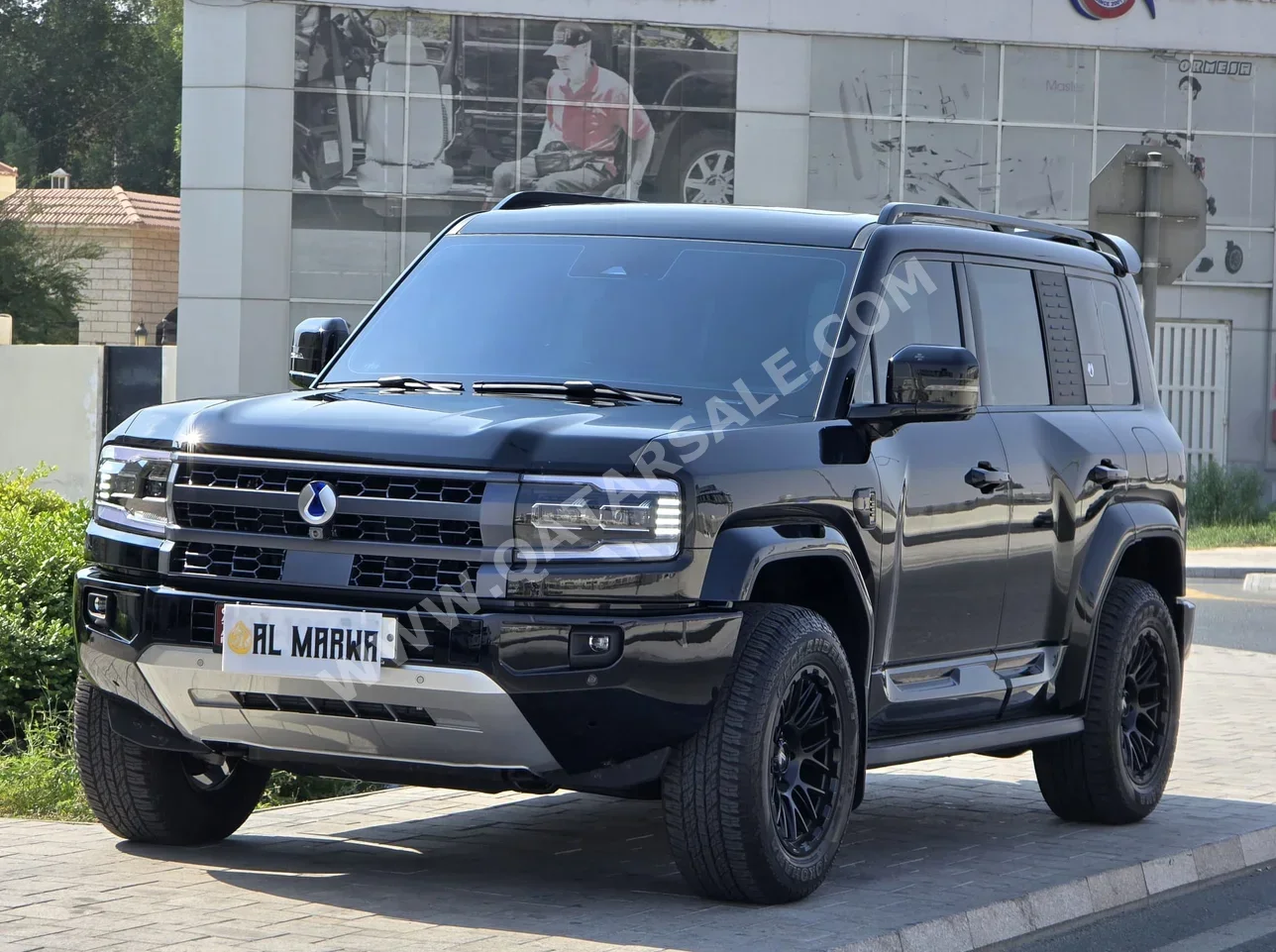 بي واي دي  دينزا  بي 5  2026  اوتوماتيك  3,000 كم  4 سلندر  دفع رباعي  اس يو في  أسود  تحت الضمان